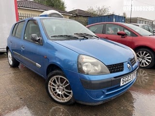 Location: Hull - 2003 RENAULT CLIO AUTHENTIQUE 5 Door Hatchback REG: SG03EPU, Keys: No, MOT Expiry date: 17/09/2024, 1149 Petrol, 5 Speed Manual Petrol, Former Keepers: 3