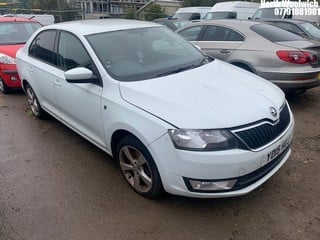 Location: North Woolwich - 2015 SKODA RAPID ELEGANCE TDI CR 5 Door Hatchback REG: YD15HUJ, Keys: No, MOT Expiry date: 06/10/2023, 1598 Diesel, 5 Speed Manual Diesel, Former Keepers: 4