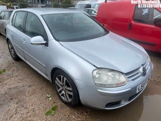 Location: North Woolwich - 2007 VOLKSWAGEN GOLF SPORT TDI DSG 5 Door Hatchback REG: LS07CNE, Keys: No, MOT Expiry date: 23/11/2023, 1968 Diesel, 6 Speed Auto Diesel, Former Keepers: 5