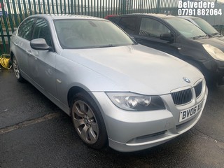 Location: Belvedere - 2006 BMW 325I SE AUTO 4 Door Saloon REG: BV06XUR, Keys: No, MOT Expiry date: 21/01/2025, 2497 Petrol, 6 Speed Auto Petrol, Former Keepers: 9