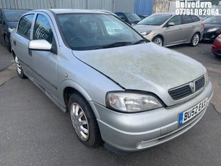 Location: Belvedere - 2002 VAUXHALL ASTRA LS DTI 5 Door Hatchback REG: BU52EAX, Keys: No, MOT Expiry date: 09/10/2024, 1686 Diesel, 5 Speed Manual Diesel, Former Keepers: 4