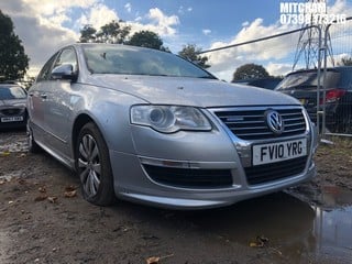 Location: MITCHAM - 2010 VOLKSWAGEN PASSAT BLUEMOTION TDI 	 4 DOOR SALOON REG: FV10YRG, 1598cc DIESEL, 5 SPEED MANUAL DIESEL, Former Keepers: 4, Keys: No, MOT: Expiry date24/07/2025