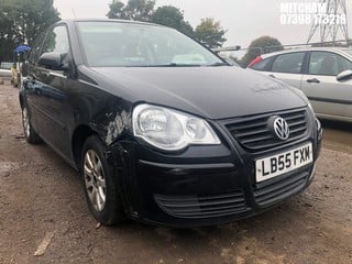 Location: Mitcham - 2005 VOLKSWAGEN POLO SE 75 3 Door Hatchback REG: LB55FXM, Keys: No, MOT Expiry date: 17/12/2024, 1400 Petrol, 5 Speed Manual Petrol, Former Keepers: 4