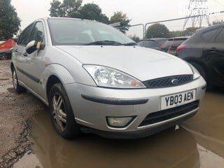 Location: Mitcham - 2003 FORD FOCUS ZETEC AUTO 5 Door Hatchback REG: YB03AEN, Keys: No, MOT Expiry date: 19/06/2024, 1596 Petrol, 4 Speed Auto Petrol, Former Keepers: 5