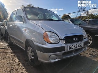 Location: Mitcham - 2003 HYUNDAI AMICA SI 5 Door Hatchback REG: RO52MSU, Keys: No, MOT Expiry date: 30/11/2024, 999 Petrol, 5 Speed Manual Petrol, Former Keepers: 4