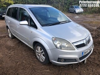 Location: Peterborough - 2007 VAUXHALL ZAFIRA DESIGN MPV REG: DA57KKF, Keys: No, MOT Expiry date: 17/08/2024, 1796 Petrol, 5 Speed Manual Petrol, Former Keepers: 7