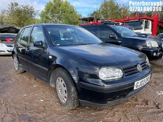 Location: Peterborough - 2003 VOLKSWAGEN GOLF SE 5 Door Hatchback REG: GJ03ORS, Keys: No, MOT Expiry date: 28/11/2024, 1598 Petrol, 5 Speed Manual Petrol, Former Keepers: 4