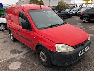 Location: Brentwood - 2010 VAUXHALL COMBO 1700 CDTI Car Derived Van REG: WM59YAW, Keys: No, MOT Expiry date: 25/04/2025, 1248 Diesel, 5 Speed Manual Diesel, Former Keepers: 4