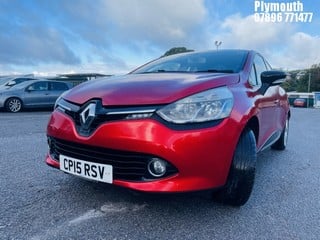 Location: Plymouth - 2015 RENAULT  CLIO D-QUE M-NAV ENERGY T 5 Door Hatchback REG: CP15RSV, Keys: No, MOT Expiry date: 22/12/2022, 899 Petrol, 5 Speed Manual Petrol, Former Keepers: 3