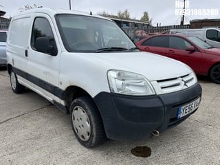 Location: Hull - 2006 CITROEN BERLINGO ENTERPRISE Car Derived Van REG: YE56VAJ, Keys: No, MOT Expiry date: 25/09/2024, 1868 Diesel, 5 Speed Manual Diesel, Former Keepers: 8