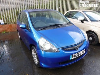 Location:  Hayes - 2007 HONDA JAZZ SE 5 Door Hatchback REG: FH56LPP, Keys: No, MOT Expiry date: 15/12/2022, 1339 Petrol, 5 Speed Manual Petrol, Former Keepers: 3