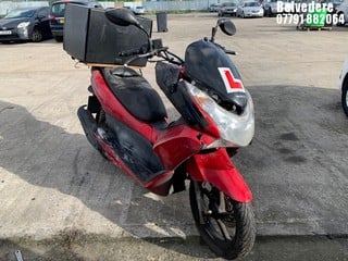 Location: Belvedere - 2013 HONDA WW 125 EX2-A  MOTORCYCLE REG: MV13GCK, 125 CC PETROL, AUTOMATIC, Former Keepers: 2, Keys: No, MOT Expiry date: 02/12/2020