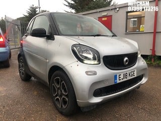 Location: MITCHAM - 2018 SMART FORTWO PRIME PREMIUM AUTO COUPE REG: EJ18KGE, 999cc PETROL, 6 SPEED AUTO PETROL, Former Keepers: 3, Keys: Yes, MOT: Expiry date17/09/2025