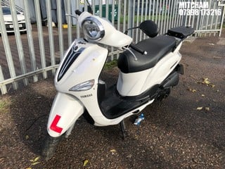 Location: Mitcham - 2014 YAMAHA XC 115 S DELIGHT Scooter REG: LC14HTY, Keys: No, MOT Expiry date: 16/04/2025, 114 Petrol, AUTOMATIC, Former Keepers: 5