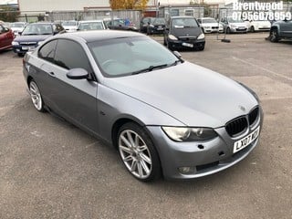 Location: BRENTWOOD - 2007 BMW 325I SE AUTO 	 COUPE REG: LX07WDV, 2497cc PETROL, 6 SPEED AUTO PETROL, Former Keepers: 11, Keys: No, MOT: Expiry date11/08/2025