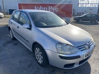 Location: South Wales - 2004 VOLKSWAGEN GOLF TDI SE 5 Door Hatchback REG: VN04XGX, Keys: No, MOT Expiry date: 26/05/2023, 1900 Diesel, 5 Speed Manual Diesel, Former Keepers: 2