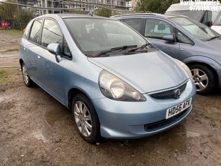 Location: North Woolwich - 2007 HONDA JAZZ SE 5 Door Hatchback REG: HD56AFK, Keys: No, MOT Expiry date: 01/06/2025, 1339 Petrol, 5 Speed Manual Petrol, Former Keepers: 6