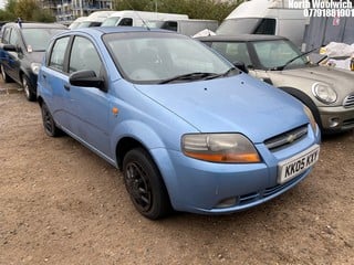 Location: North Woolwich - 2005 CHEVROLET KALOS SE 5 Door Hatchback REG: KK05KXY, Keys: No, MOT Expiry date: 05/04/2025, 1150 Petrol, 5 Speed Manual Petrol, Former Keepers: 8