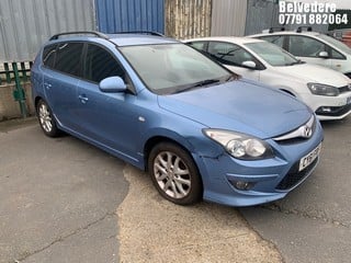 Location: Belvedere - 2011 HYUNDAI I30 COMFORT CRDI Estate REG: CY61FRF, Keys: Yes, MOT Expiry date: 09.05.2025, 1582 Diesel, 6 Speed Manual Diesel, Former Keepers: 6