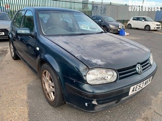 Location: Belvedere - 2003 VOLKSWAGEN GOLF SE AUTO 5 Door Hatchback REG: AE53MKM, Keys: No, MOT Expiry date: 01/12/2024, 1595 Petrol, 4 Speed Auto Petrol, Former Keepers: 8