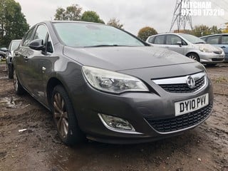 Location: Mitcham - 2010 VAUXHALL ASTRA SE 5 Door Hatchback REG: DY10PVV, Keys: No, MOT Expiry date: 25/03/2025, 1598 Petrol, 5 Speed Manual Petrol, Former Keepers: 7