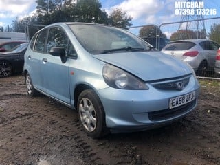 Location: Mitcham - 2008 HONDA JAZZ S 5 Door Hatchback REG: EA58ZFJ, Keys: No, MOT Expiry date: 27/01/2024, 1246 Petrol, 5 Speed Manual Petrol, Former Keepers: 1