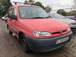 Location: Mitcham - 2001 PEUGEOT PARTNER MPV REG: LS51SZL, Keys: No, MOT Expiry date: 11/10/2024, 1868 Diesel, 5 Speed Manual Diesel, Former Keepers: 6