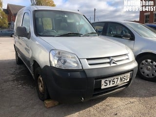 Location: Nottingham - 2008 CITROEN BERLINGO LX Car Derived Van REG: SY57NSU, Keys: No, MOT Expiry date: 17/10/2021, 1360 Petrol, 5 Speed Manual Petrol, Former Keepers: 3