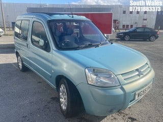 Location: South Wales - 2005 CITROEN BERLINGO M-S FORTE 92 MPV REG: WG55PHO, Keys: No, MOT Expiry date: 22/06/2024, 1560 Diesel, 5 Speed Manual Diesel, Former Keepers: 4