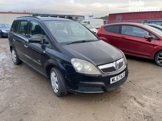 Location: Leeds - 2007 VAUXHALL ZAFIRA LIFE MPV REG: ML57WJD, Keys: No, MOT Expiry date: 22-05-2023, 1598 Petrol, 5 Speed Manual Petrol, Former Keepers: 4