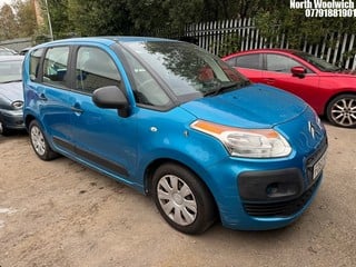 Location: North Woolwich - 2011 CITROEN C3 VT PICASSO MPV REG: FD60MVU, Keys: No, MOT Expiry date: 07/06/2025, 1397 Petrol, 5 Speed Manual Petrol, Former Keepers: 3