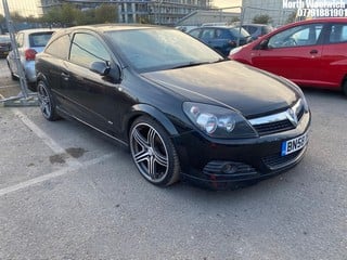 Location: North Woolwich - 2008 VAUXHALL ASTRA SXI 3 Door Hatchback REG: BN58XKD, Keys: No, MOT Expiry date: 17/10/2023, 1598 Petrol, 5 Speed Manual Petrol, Former Keepers: 4