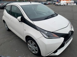 Location: BELVEDERE - 2016 TOYOTA AYGO X-PLAY VVT-I 	 5 DOOR HATCHBACK REG: MK16BXZ, 998cc PETROL, 5 SPEED MANUAL PETROL, Former Keepers: 3, Keys: No, MOT: Expiry date05.10.2025