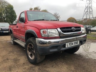 Location: MITCHAM - 2004 TOYOTA HILUX 250 EX MWB 	 LIGHT 4X4 UTILITY REG: LY04XNX, 2494cc DIESEL, 5 SPEED MANUAL DIESEL, Former Keepers: 3, Keys: No, MOT: Expiry date20/05/2024