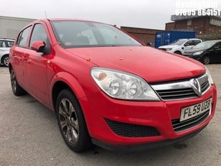 Location: Nottingham - 2009 VAUXHALL ASTRA ACTIVE 5 Door Hatchback REG: FL59UZB, Keys: No, MOT Expiry date: 04/04/2025, 1364 Petrol, 5 Speed Manual Petrol, Former Keepers: 3