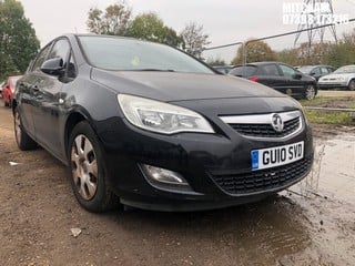 Location: MITCHAM - 2010 VAUXHALL ASTRA EXCLUSIV 113 	 5 DOOR HATCHBACK REG: GU10SVD, 1598cc PETROL, 5 SPEED MANUAL PETROL, Former Keepers: 4, Keys: No, MOT: Expiry date13/03/2024