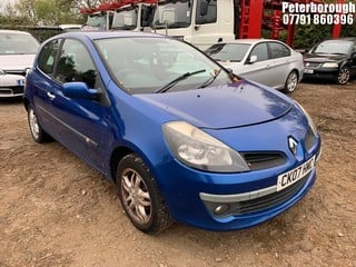 Location: Peterborough - 2007 RENAULT CLIO DYNAMIQUE 3 Door Hatchback REG: CK07HMC, Keys: No, MOT Expiry date: 31/01/2025, 1390 Petrol, 5 Speed Manual Petrol, Former Keepers: 11