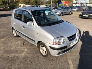 Location: Brentwood - 2006  HYUNDAI  AMICA CDX AUTO 	 5 Door Hatchback REG: RV06YZX, 1086cc Petrol , 4 Speed Auto Petrol, Former Keepers: 8, Keys: Yes, MOT Expiry date: 16/06/2025