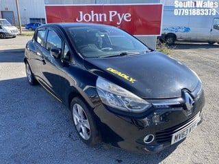 Location: South Wales - 2013 RENAULT CLIO DYNAMIQUE MEDIANAV 5 Door Hatchback REG: MV63WYF, Keys: No, MOT Expiry date: 17/01/2024, 1149 Petrol, 5 Speed Manual Petrol, Former Keepers: 4