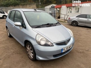 Location: Leeds - 2006 HONDA JAZZ SE 5 Door Hatchback REG: YL55NFC, Keys: No, MOT Expiry date: 06-11-2024, 1339 Petrol, 5 Speed Manual Petrol, Former Keepers: 4