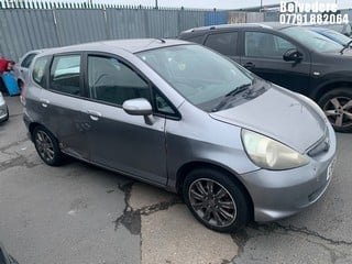 Location: BELVEDERE - 2005 HONDA JAZZ SE CVT 	 5 DOOR HATCHBACK REG: LB05YKW, 1339cc PETROL, VARIABLE SPEED AUTO PETROL, Former Keepers: 6, Keys: No, MOT: Expiry date27.02.2025