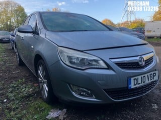 Location: Mitcham - 2010 VAUXHALL ASTRA SE AUTO 5 Door Hatchback REG: DL10VBP, Keys: No, MOT Expiry date: 28/06/2024, 1598 Petrol, 6 Speed Auto Petrol, Former Keepers: 10