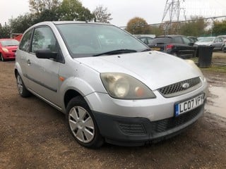 Location: Mitcham - 2007 FORD FIESTA STUDIO 3 Door Hatchback REG: LC07VPY, Keys: No, MOT Expiry date: 31/08/2020, 1242 Petrol, 5 Speed Manual Petrol, Former Keepers: 6