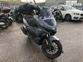 Location: Mitcham - 2021 LEXMOTO AURA 125 LJ 125 T-18 Motorcycle REG: LX21YVC, Keys: No, MOT Expiry date: 10/08/2024, 125 Petrol, AUTOMATIC, Former Keepers: 1