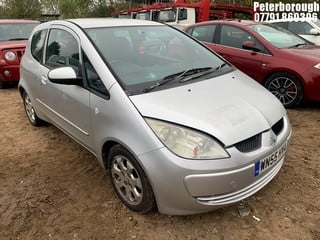 Location: Peterborough - 2005 MITSUBISHI COLT DI-D EQUIPPE 3 Door Hatchback REG: WN55HVA, Keys: No, MOT Expiry date: 18/05/2024, 1493 Diesel, 5 Speed Manual Diesel, Former Keepers: 6