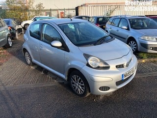 Location: Brentwood - 2009 TOYOTA  AYGO PLATINUM VVT-I 5 DOOR HATCHBACK REG: NA59XGL, 998cc SILVER, 5 SPEED MANUAL PETROL, Former Keepers: 2, Keys: Yes, MOT Expiry date: 05/11/2024