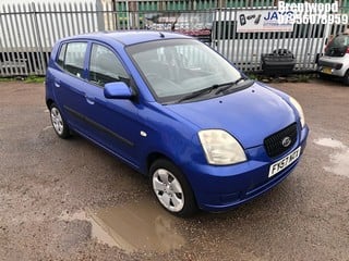 Location: Brentwood - 2007 KIA PICANTO LS 5 Door Hatchback REG: FY57NTX, Keys: No, MOT Expiry date: 13.07.2025, 1086 Petrol, 5 Speed Manual Petrol, Former Keepers: 10