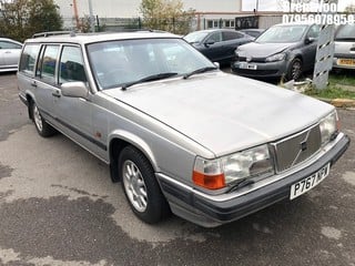 Location: Brentwood - 1996 VOLVO 940 CLASSIC Estate REG: P767NPW, Keys: No, MOT Expiry date: 25.11.2024, 2316 Petrol, 5 Speed Manual Petrol, Former Keepers: 4