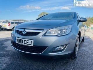 Location: Plymouth - 2010 VAUXHALL ASTRA EXCLUSIV 113 5 Door Hatchback REG: KW10CEJ, Keys: No, MOT Expiry date: 04/12/2024, 1598 Petrol, 5 Speed Manual Petrol, Former Keepers: 3