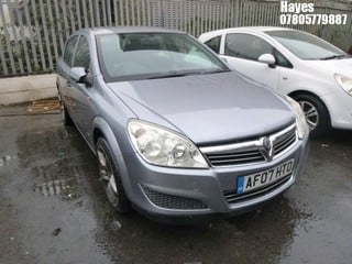 Location:  Hayes - 2007 VAUXHALL ASTRA LIFE A/C A 5 Door Hatchback REG: AF07HTO, Keys: No, MOT Expiry date: 04/06/2025, 1796 Petrol, 4 Speed Auto Petrol, Former Keepers: 6